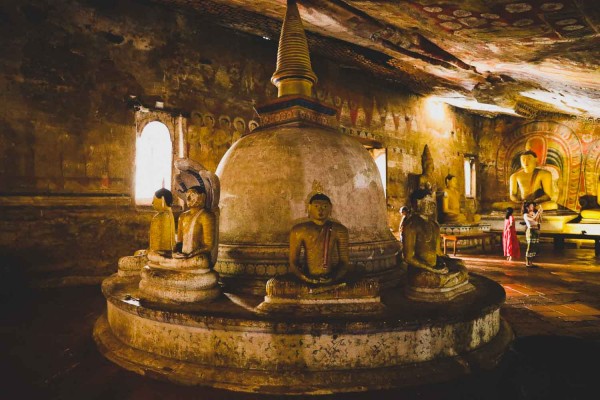 Dambulla Cave Temple