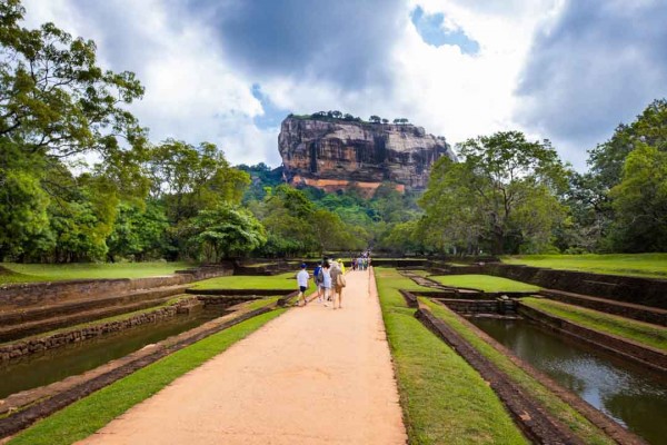 Full-Day Sigiriya Rock and Village Tour